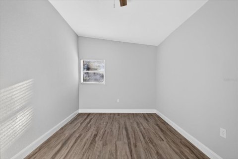 House in Dade City, Florida 3 bedrooms, 141.3 sq.m. № 2155396 - photo 17