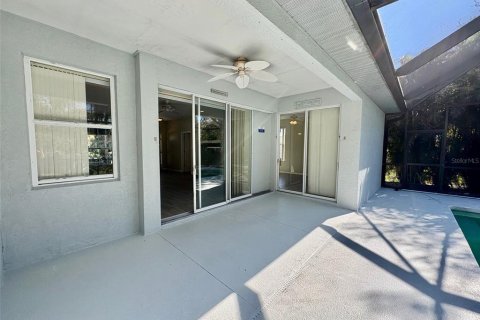 Villa ou maison à louer à North Port, Floride: 3 chambres, 140.65 m2 № 2093335 - photo 29