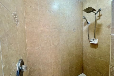 Villa ou maison à louer à North Port, Floride: 3 chambres, 140.65 m2 № 2093335 - photo 22
