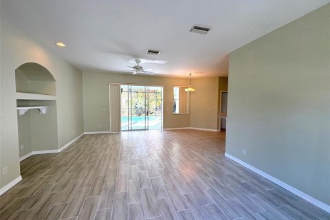 Villa ou maison à louer à North Port, Floride: 3 chambres, 140.65 m2 № 2093335 - photo 9