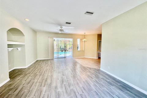 Villa ou maison à louer à North Port, Floride: 3 chambres, 140.65 m2 № 2093335 - photo 5