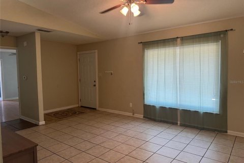 Villa ou maison à louer à Dade City, Floride: 2 chambres, 98.66 m2 № 2156320 - photo 8