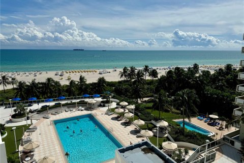 Copropriété à louer à Miami Beach, Floride: 49.7 m2 № 2154835 - photo 25