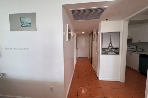 Copropriété à louer à Miami Beach, Floride: 49.7 m2 № 2154835 - photo 6