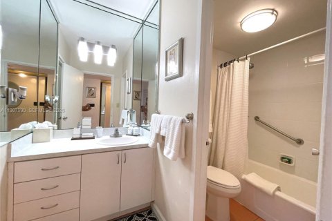 Copropriété à louer à Miami Beach, Floride: 49.7 m2 № 2154835 - photo 5
