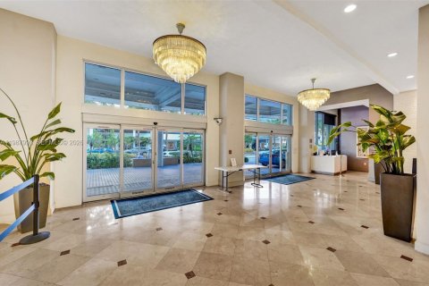 Copropriété à louer à Miami Beach, Floride: 49.7 m2 № 2154835 - photo 29
