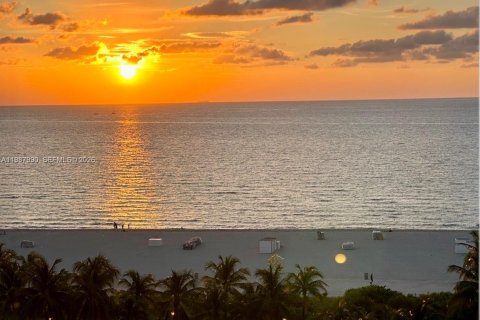 Copropriété à louer à Miami Beach, Floride: 49.7 m2 № 2154835 - photo 16