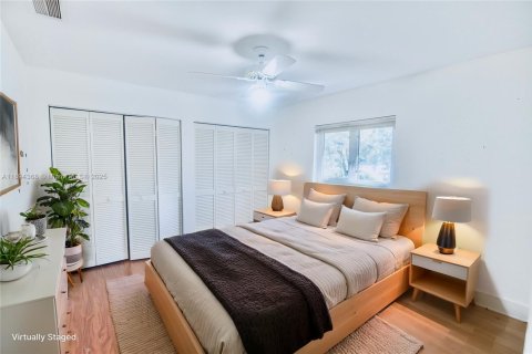 Casa en venta en Coral Gables, Florida, 3 dormitorios, 257.15 m2 № 1945775 - foto 21