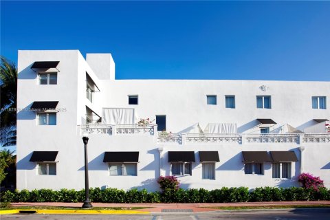 Hotel en venta en Miami Beach, Florida № 1804550 - foto 3
