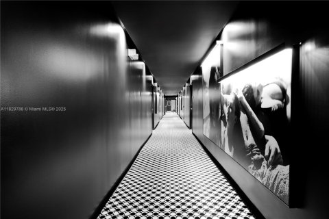 Hotel en venta en Miami Beach, Florida № 1804550 - foto 21