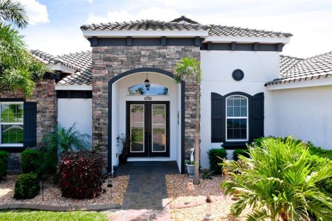 House in Bradenton, Florida 4 bedrooms, 289.3 sq.m. № 1616695 - photo 2