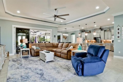 House in Bradenton, Florida 4 bedrooms, 289.3 sq.m. № 1616695 - photo 15