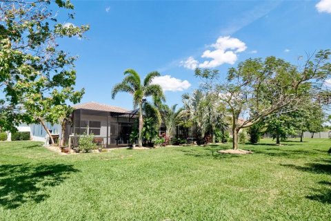 House in Bradenton, Florida 4 bedrooms, 289.3 sq.m. № 1616695 - photo 11