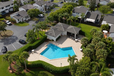 Townhouse in Miami, Florida 2 bedrooms, 101.73 sq.m. № 2154582 - photo 29