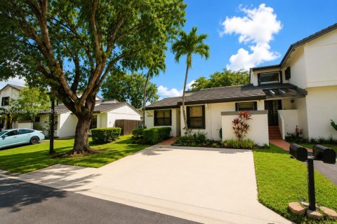 Townhouse in Miami, Florida 2 bedrooms, 101.73 sq.m. № 2154582 - photo 21