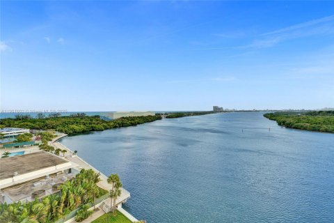 Снять в аренду кондоминиум в Санни-Айлс-Бич, Флорида 1 спальня, 70.79м2, № 1963928 - фото 7