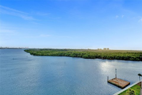 Снять в аренду кондоминиум в Санни-Айлс-Бич, Флорида 1 спальня, 70.79м2, № 1963928 - фото 8