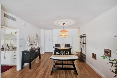 Снять в аренду кондоминиум в Санни-Айлс-Бич, Флорида 1 спальня, 70.79м2, № 1963928 - фото 24