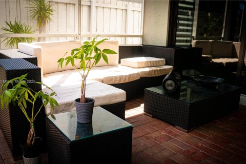 Villa ou maison à vendre à Miramar, Floride: 5 chambres, 362.41 m2 № 1979212 - photo 14