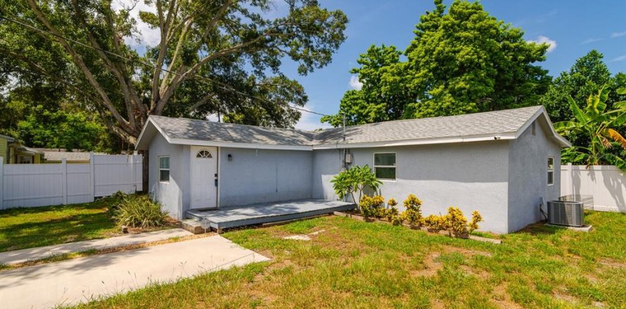 Casa en Saint Petersburg, Florida 3 dormitorios, 101.08 m2 № 1871026
