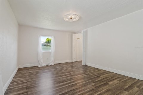 Casa en venta en Saint Petersburg, Florida, 3 dormitorios, 101.08 m2 № 1871026 - foto 18