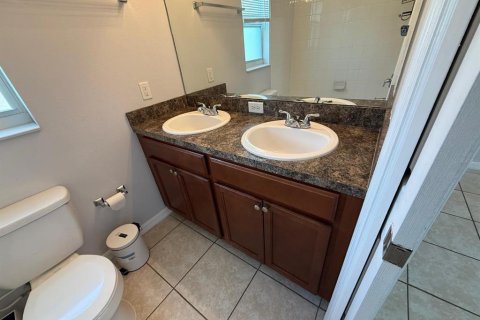 Снять в аренду квартиру в Киссимми, Флорида 3 спальни, 119.84м2, № 1853644 - фото 16