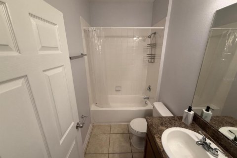 Снять в аренду квартиру в Киссимми, Флорида 3 спальни, 119.84м2, № 1853644 - фото 23