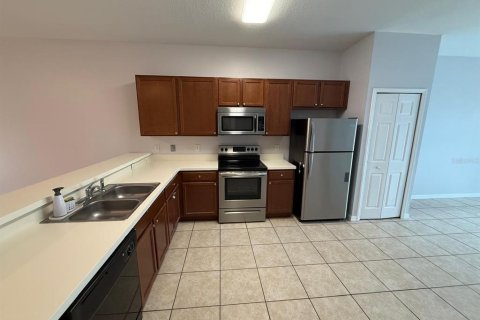 Снять в аренду квартиру в Киссимми, Флорида 3 спальни, 119.84м2, № 1853644 - фото 7