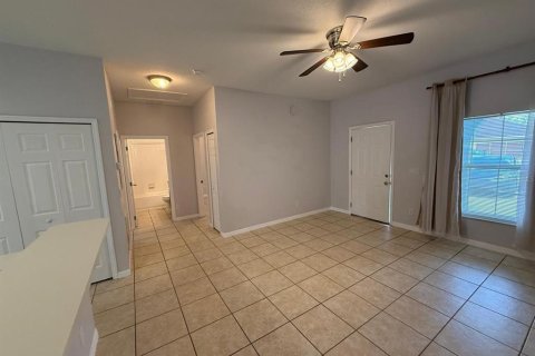 Снять в аренду квартиру в Киссимми, Флорида 3 спальни, 119.84м2, № 1853644 - фото 11