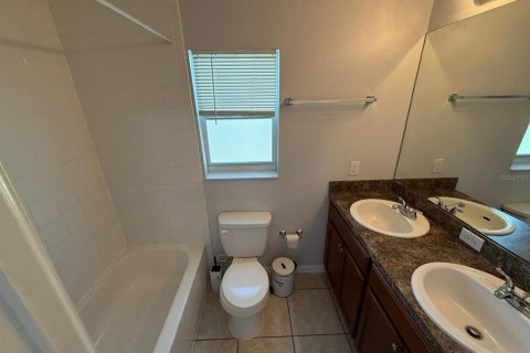 Снять в аренду квартиру в Киссимми, Флорида 3 спальни, 119.84м2, № 1853644 - фото 14