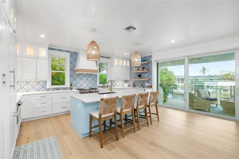 Villa ou maison à vendre à Boca Grande, Floride: 4 chambres, 307.51 m2 № 1901277 - photo 13