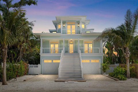 Villa ou maison à vendre à Boca Grande, Floride: 4 chambres, 307.51 m2 № 1901277 - photo 1