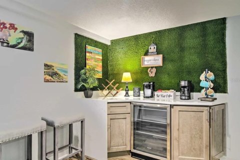 House in Seminole, Florida 2 bedrooms, 92.9 sq.m. № 1868971 - photo 12