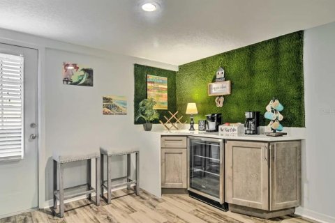 House in Seminole, Florida 2 bedrooms, 92.9 sq.m. № 1868971 - photo 11