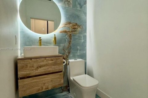 Купить таунхаус в Форт-Лодердейл, Флорида 3 спальни, 127.46м2, № 2041987 - фото 11