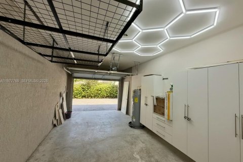 Купить таунхаус в Форт-Лодердейл, Флорида 3 спальни, 127.46м2, № 2041987 - фото 24