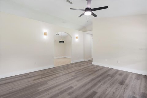 Casa en venta en Ocala, Florida, 4 dormitorios, 169.08 m2 № 1838897 - foto 4