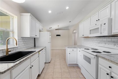 Casa en venta en Ocala, Florida, 4 dormitorios, 169.08 m2 № 1838897 - foto 10