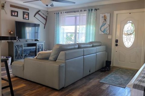 House in Venice, Florida 3 bedrooms, 109.62 sq.m. № 2156147 - photo 6
