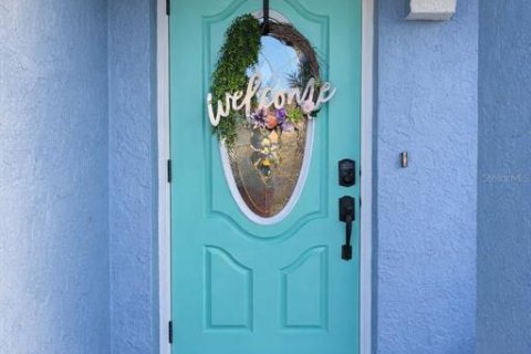 House in Venice, Florida 3 bedrooms, 109.62 sq.m. № 2156147 - photo 4