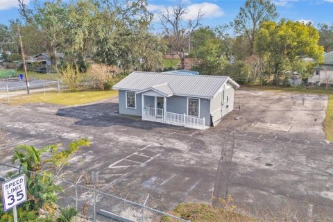 Immobilier commercial à vendre à Lakeland, Floride: 68.38 m2 № 2289954 - photo 2