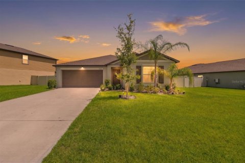 House in Parrish, Florida 4 bedrooms, 179.77 sq.m. № 2206936