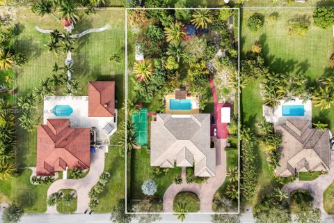 House in Homestead, Florida 4 bedrooms, 313.36 sq.m. № 1480235 - photo 4