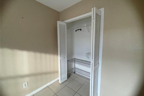 Condominio en alquiler en Orlando, Florida, 2 dormitorios, 84.08 m2 № 1901618 - foto 10