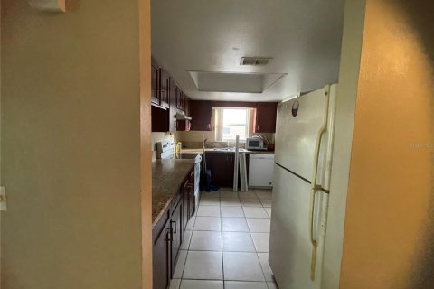 Condominio en alquiler en Orlando, Florida, 2 dormitorios, 84.08 m2 № 1901618 - foto 4