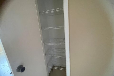 Condominio en alquiler en Orlando, Florida, 2 dormitorios, 84.08 m2 № 1901618 - foto 8