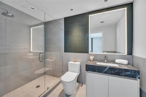 Condominio en venta en Miami Beach, Florida, 3 dormitorios, 202.34 m2 № 1977406 - foto 30