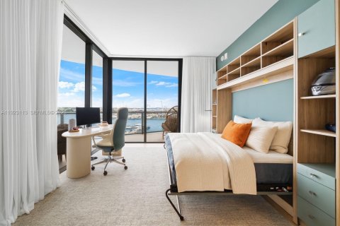 Condominio en venta en Miami Beach, Florida, 3 dormitorios, 202.34 m2 № 1977406 - foto 11