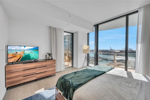 Condominio en venta en Miami Beach, Florida, 3 dormitorios, 202.34 m2 № 1977406 - foto 23