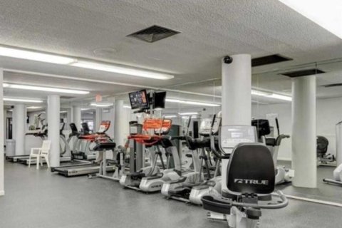 Condominio en venta en Hallandale Beach, Florida, 1 dormitorio, 74.14 m2 № 2186682 - foto 22
